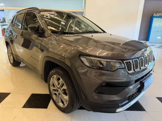JEEP COMPASS 1.3 T270 TURBO FLEX LONGITUDE AT6 JEEP COMPASS 1.3 T270 TURBO FLEX LONGITUDE AT6