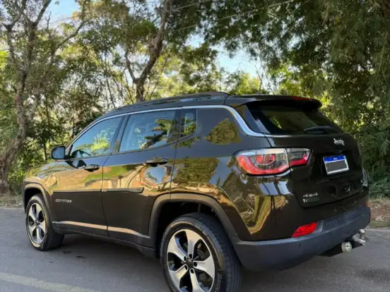 JEEP-COMPASS-2.0 16V DIESEL LONGITUDE 4X4 AUTOMÁTICO JEEP-COMPASS-2017