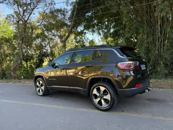 JEEP-COMPASS-2.0 16V DIESEL LONGITUDE 4X4 AUTOMÁTICO JEEP-COMPASS-2017