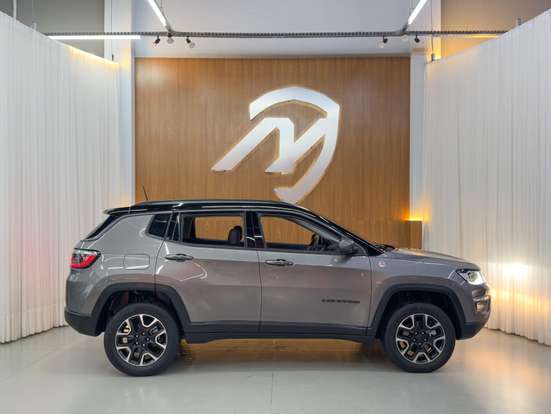 JEEP-COMPASS-2020