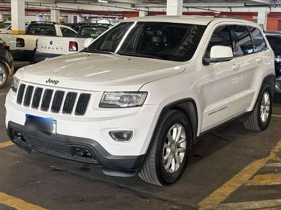 JEEP-GRAND CHEROKEE-3.6 LAREDO 4X4 V6 24V GASOLINA 4P AUTOMÁTICO JEEP-GRAND CHEROKEE-2014