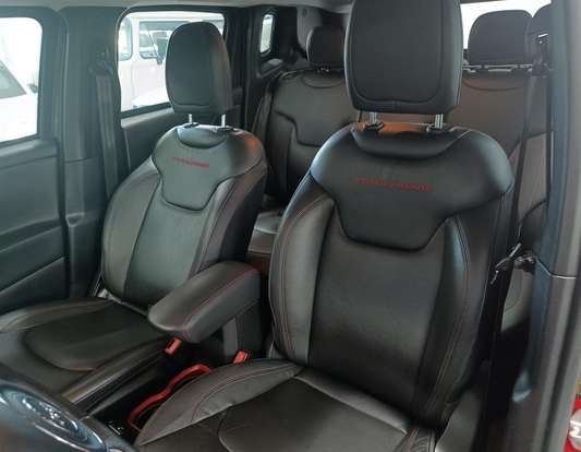 JEEP-RENEGADE-2015
