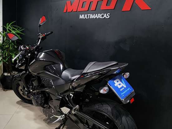 KAWASAKI-Z-750 KAWASAKI-Z-750-2010