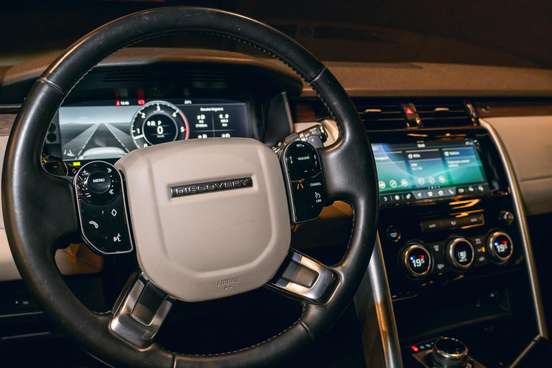 LAND ROVER-DISCOVERY-2019