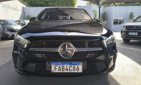 MERCEDES-BENZ-A 200-2020