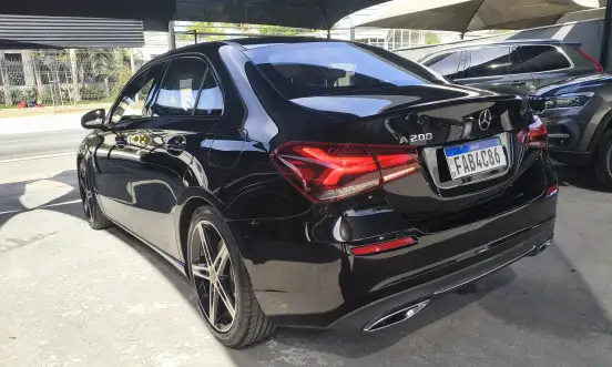 MERCEDES-BENZ-A 200-2020
