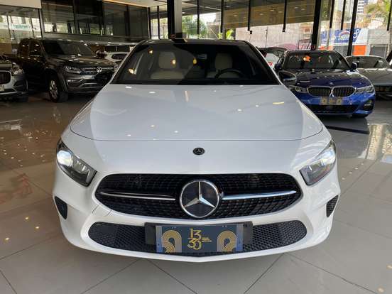 MERCEDES-BENZ-A 250-2019