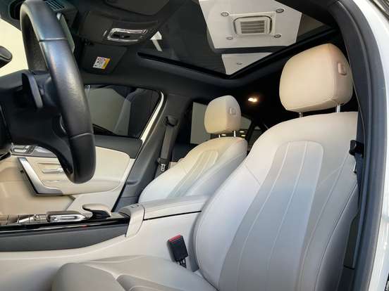 MERCEDES-BENZ-A 250-2019