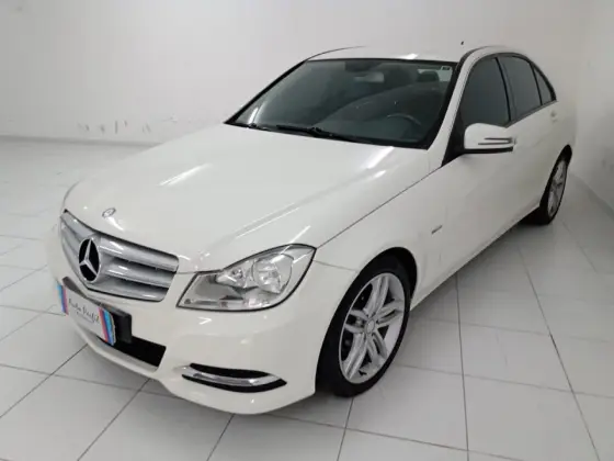MERCEDES-BENZ C 180 1.8 CGI CLASSIC 16V TURBO GASOLINA 4P AUTOMÁTICO MERCEDES-BENZ C 180 1.8 CGI CLASSIC 16V TURBO GASOLINA 4P AUTOMÁTICO