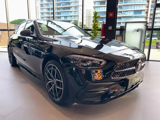 MERCEDES-BENZ C 300 2.0 EQ BOOST HÍBRIDO AMG LINE 9G-TRONIC