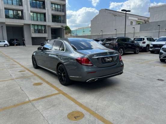 MERCEDES-BENZ-E 250-2.0 CGI GASOLINA EXCLUSIVE 9G-TRONIC MERCEDES-BENZ-E 250-2017