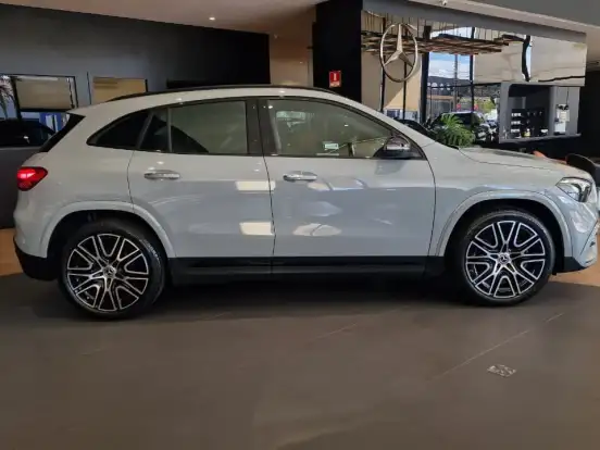MERCEDES-BENZ-GLA 200-1.3 MHEV NIGHT EDITION 7G-DCT MERCEDES-BENZ-GLA 200-2026