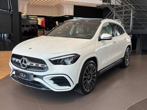 MERCEDES-BENZ GLA 200 1.3 MHEV AMG LINE 7G-DCT