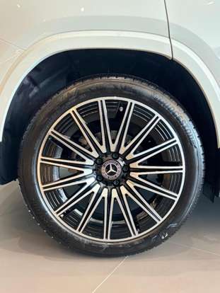 MERCEDES-BENZ-GLA 200-2025