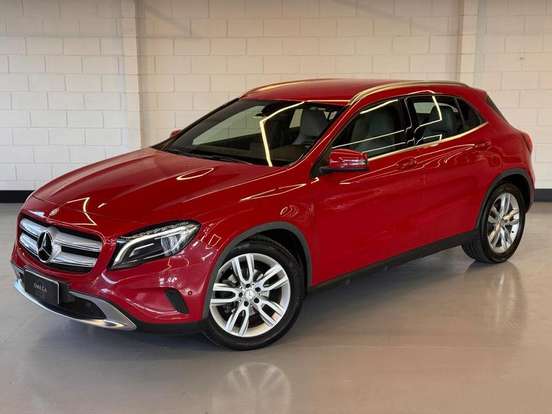 MERCEDES-BENZ-GLA 200-1.6 CGI ADVANCE 16V TURBO FLEX 4P AUTOMÁTICO MERCEDES-BENZ-GLA 200-2014