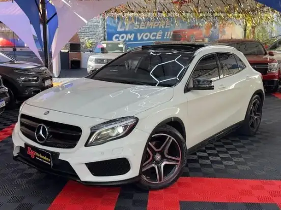 MERCEDES-BENZ-GLA 250-2.0 16V TURBO GASOLINA SPORT 4P 4MATIC AUTOMÁTICO MERCEDES-BENZ-GLA 250-2016