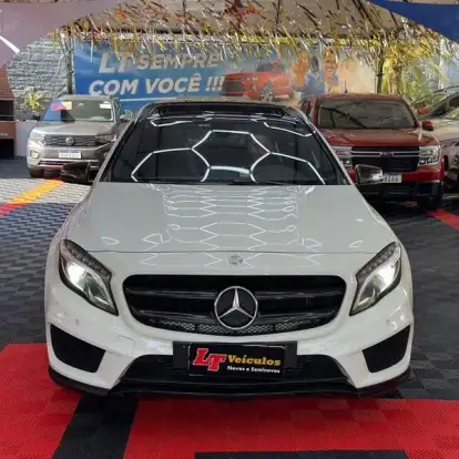 MERCEDES-BENZ-GLA 250-2016