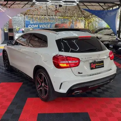 MERCEDES-BENZ-GLA 250-2016