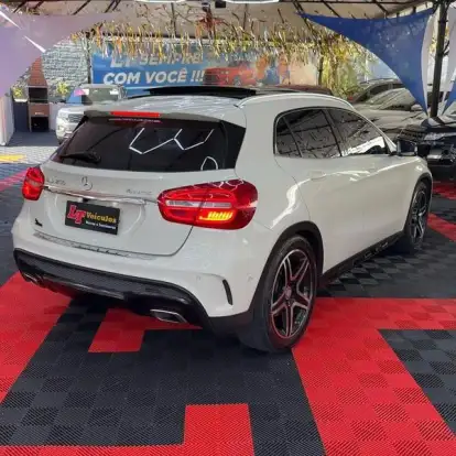 MERCEDES-BENZ-GLA 250-2016