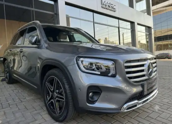 MERCEDES-BENZ-GLB 200-2024