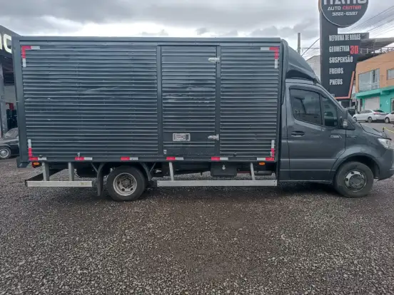MERCEDES-BENZ-SPRINTER-2021