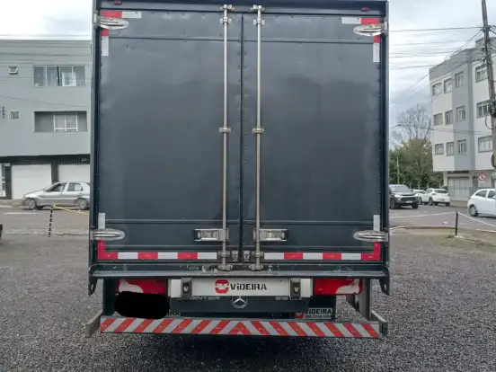 MERCEDES-BENZ-SPRINTER-2.2 CDI DIESEL FURGÃO 516 TA EXTRA LONGO MANUAL MERCEDES-BENZ-SPRINTER-2021