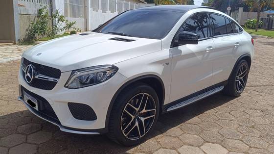 MERCEDES-BENZ GLC 43 AMG 3.0 V6 GASOLINA COUPÉ 4MATIC 9G-TRONIC