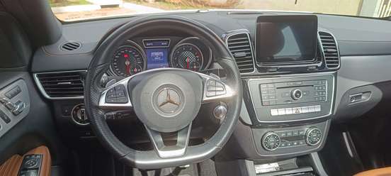 MERCEDES-BENZ-GLC 43 AMG-2016