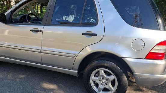 MERCEDES-BENZ-ML 320-2000