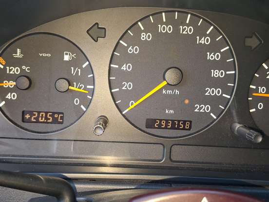 MERCEDES-BENZ-ML 320-3.2 4X4 V6 18V GASOLINA 4P AUTOMÁTICO MERCEDES-BENZ-ML 320-2000