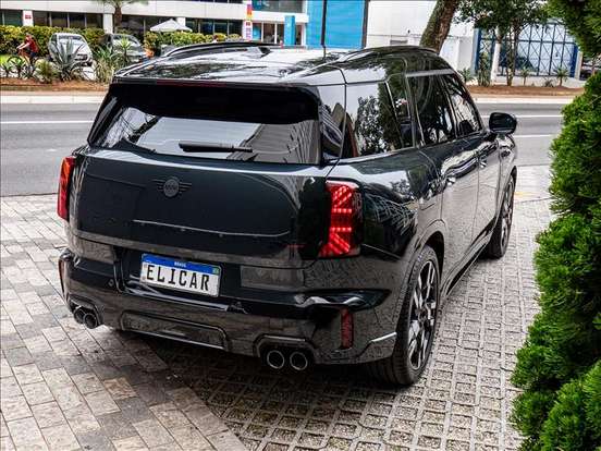 MINI-COUNTRYMAN-2025