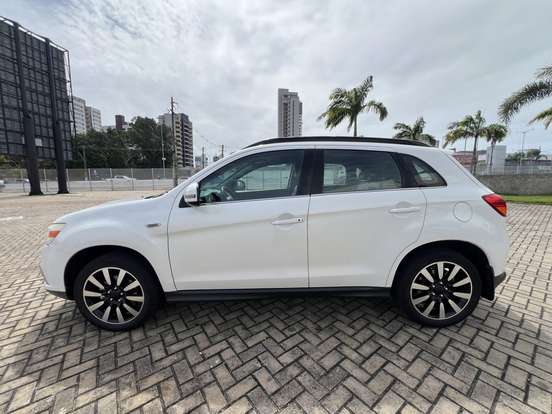 MITSUBISHI-ASX-2.0 4X4 AWD 16V GASOLINA 4P AUTOMÁTICO MITSUBISHI-ASX-2017