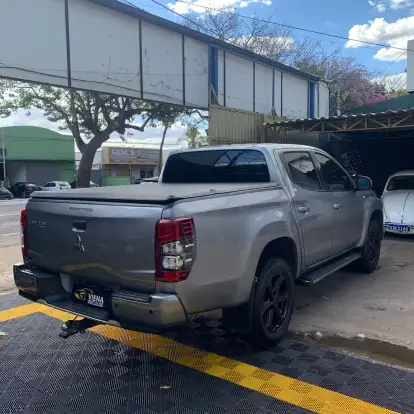MITSUBISHI-L200 TRITON-2.4 16V TURBO DIESEL GLS CD 4X4 AUTOMÁTICO MITSUBISHI-L200 TRITON-2021