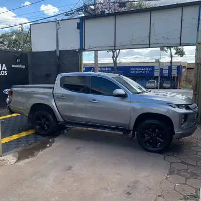 MITSUBISHI-L200 TRITON-2021