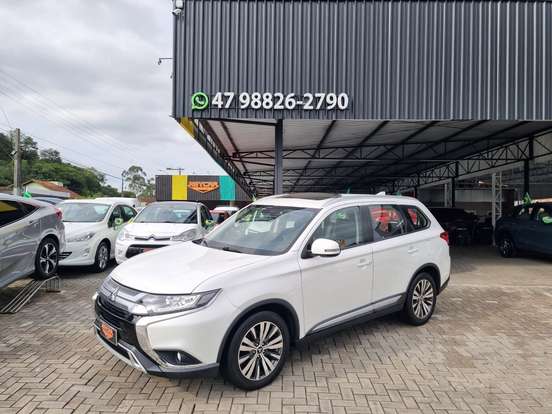 MITSUBISHI-OUTLANDER-2.0 MIVEC GASOLINA HPE AUTOMÁTICO MITSUBISHI-OUTLANDER-2018