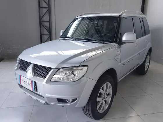 MITSUBISHI PAJERO TR4 2.0 4X4 16V 140CV FLEX 4P AUTOMÁTICO