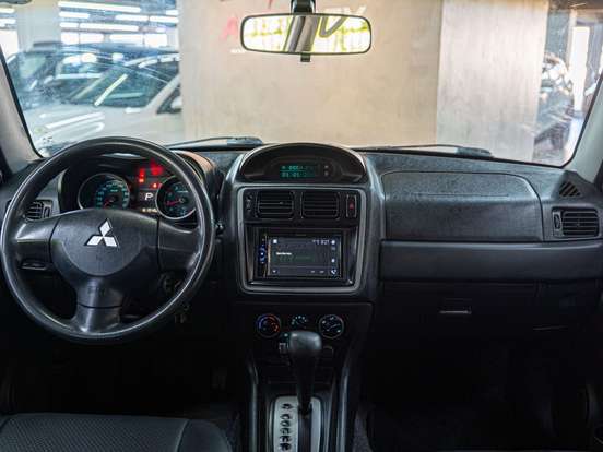 MITSUBISHI-PAJERO TR4-2.0 4X2 16V 140CV FLEX 4P AUTOMÁTICO MITSUBISHI-PAJERO TR4-2012
