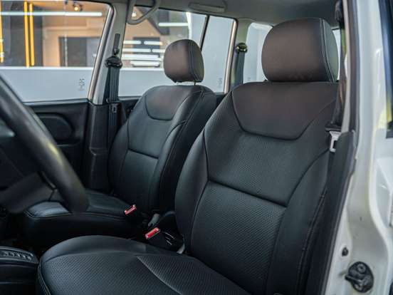 MITSUBISHI-PAJERO TR4-2.0 4X2 16V 140CV FLEX 4P AUTOMÁTICO MITSUBISHI-PAJERO TR4-2012