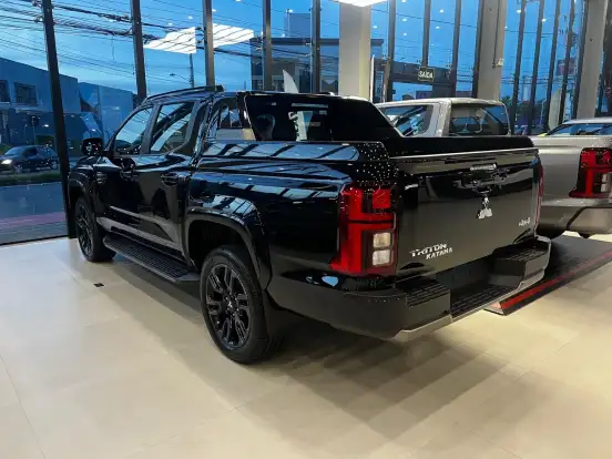 MITSUBISHI-TRITON-2026