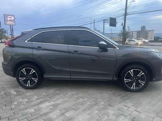 MITSUBISHI-ECLIPSE CROSS-1.5 MIVEC TURBO GASOLINA HPE CVT MITSUBISHI-ECLIPSE CROSS-2024