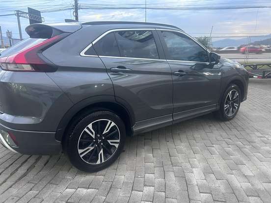 MITSUBISHI-ECLIPSE CROSS-1.5 MIVEC TURBO GASOLINA HPE CVT MITSUBISHI-ECLIPSE CROSS-2024