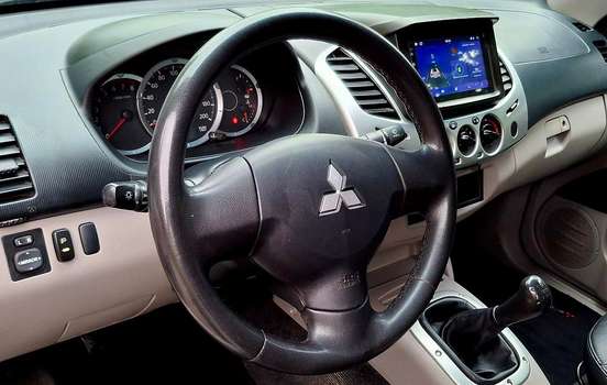 MITSUBISHI-L200 TRITON-2014