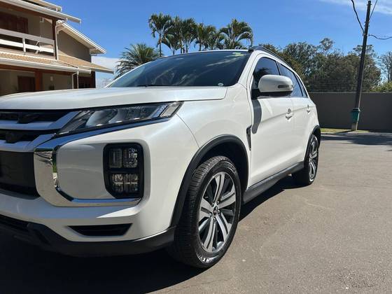 MITSUBISHI OUTLANDER SPORT 2.0 MIVEC FLEX HPE AUTOMÁTICO