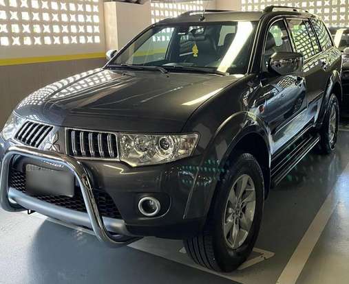 MITSUBISHI-PAJERO DAKAR-3.5 HPE 7 LUGARES 4X4 V6 24V FLEX 4P AUTOMÁTICO MITSUBISHI-PAJERO DAKAR-2012