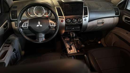 MITSUBISHI-PAJERO DAKAR-3.5 HPE 7 LUGARES 4X4 V6 24V FLEX 4P AUTOMÁTICO MITSUBISHI-PAJERO DAKAR-2012