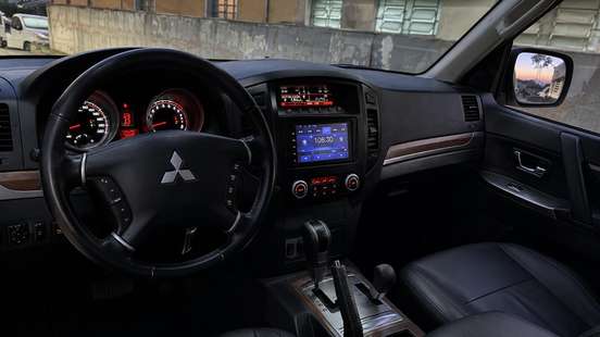 MITSUBISHI-PAJERO FULL-3.8 HPE 4X4 V6 24V GASOLINA 4P AUTOMÁTICO MITSUBISHI-PAJERO FULL-2012