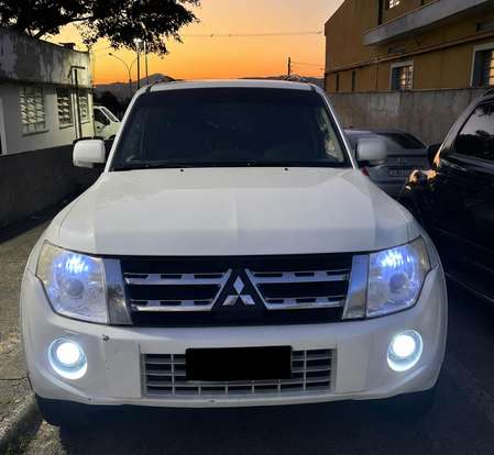 MITSUBISHI-PAJERO FULL-2012