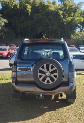 MITSUBISHI-PAJERO TR4-2014