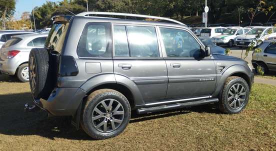 MITSUBISHI-PAJERO TR4-2014