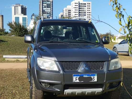 MITSUBISHI-PAJERO TR4-2.0 4X2 16V 140CV FLEX 4P AUTOMÁTICO MITSUBISHI-PAJERO TR4-2014